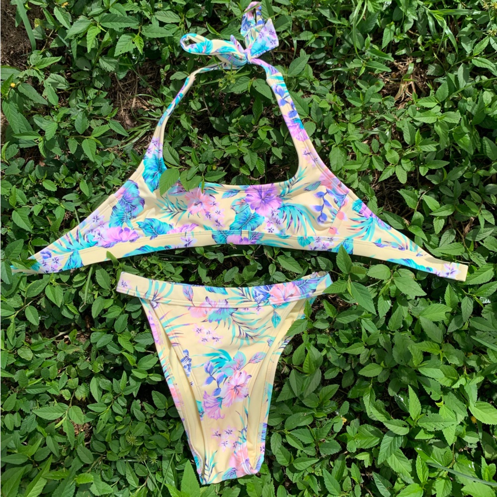 TROPICAL XHILARATION SWIM SUIT